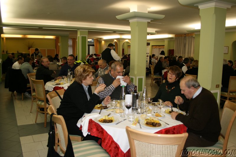 pranzo sociale 2010 007.jpg